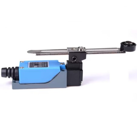 Limitator cu rola pentru elevator auto