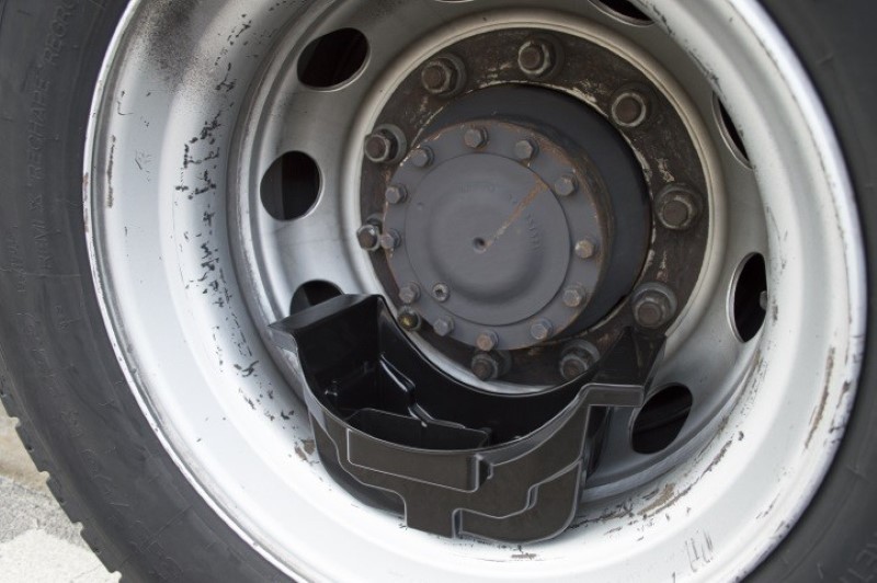 Tava pentru ulei axe camioane Utilizare